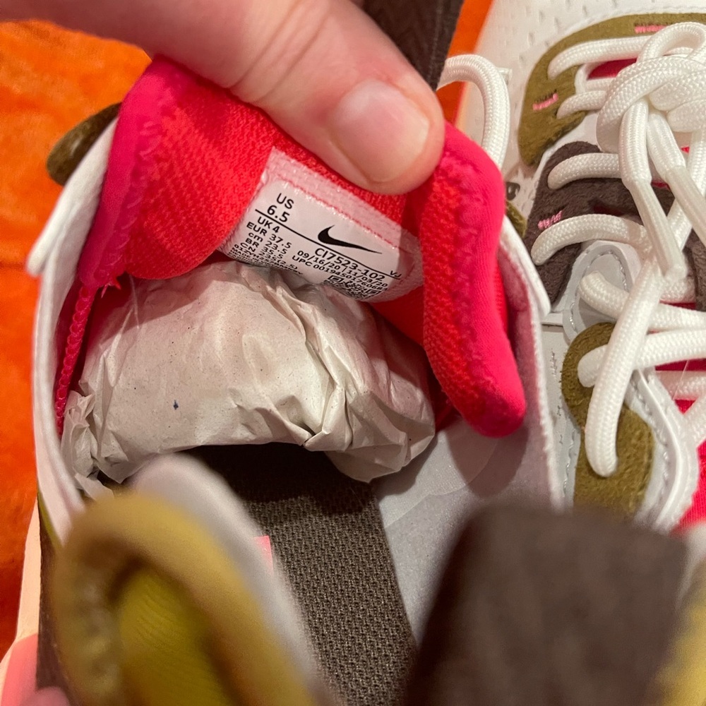 NWOT NIKE REACT VISION 6.5 SUMMIT WHITE/SIREN RED/DESERT MOSS/IRONSTONE rare - Picture 8 of 9